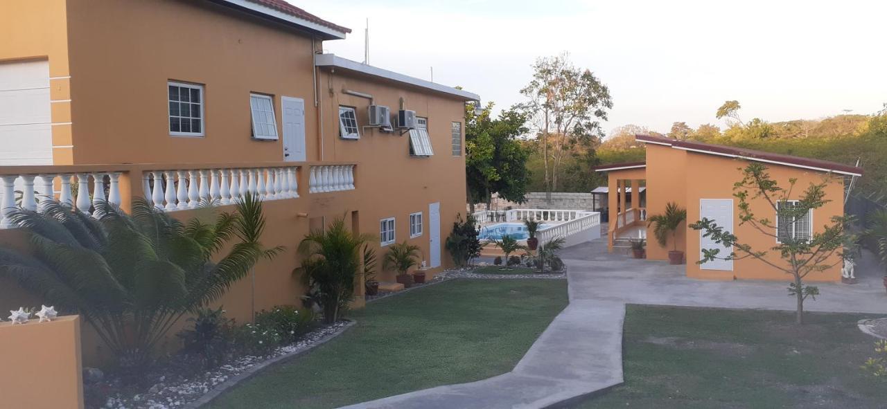 Modrians Bed & Breakfast รันอเวย์เบย์ ภายนอก รูปภาพ