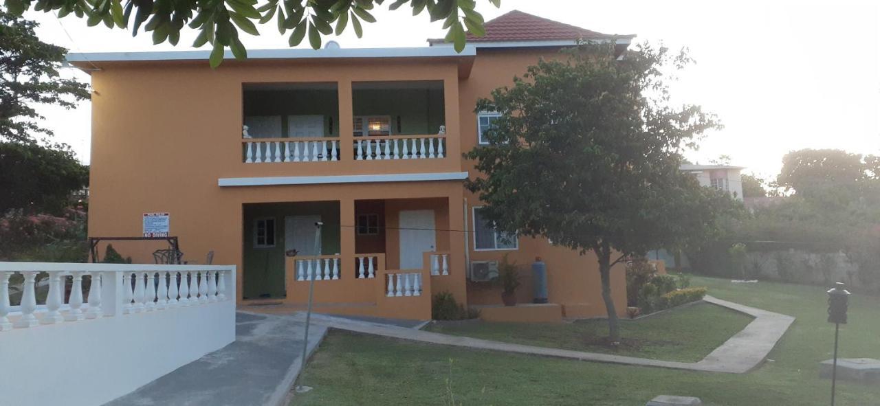 Modrians Bed & Breakfast รันอเวย์เบย์ ภายนอก รูปภาพ